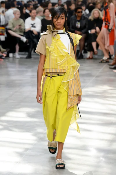 Look 5